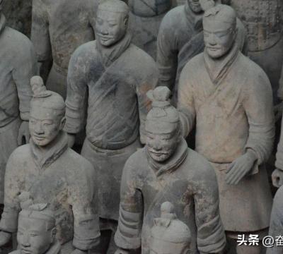 秦始皇兵马俑的外观特点（ 兵马俑的背景及历史意义）